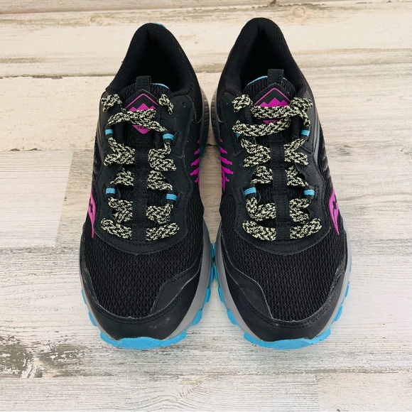 Saucony Women’s Excursion TR 15 Trail Running Shoes Size 7 In Black/Cranberry - Picture 4 of 9